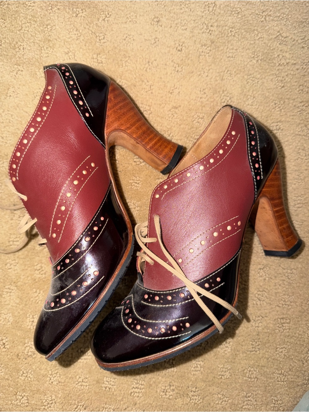 Vintage John Lluevog “Miracle Heals” Oxford Pumps